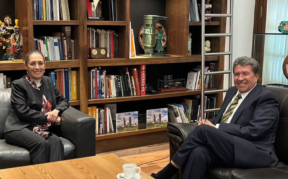 Coincidí con Sheinbaum en revisar método para elegir candidato presidencial en Morena: Monreal | Twitter