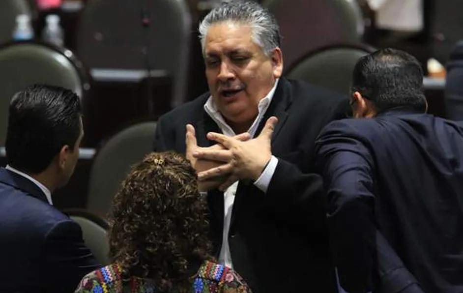 Nosotros defendemos la democracia y al INE: Guadalupe Acosta Naranjo
