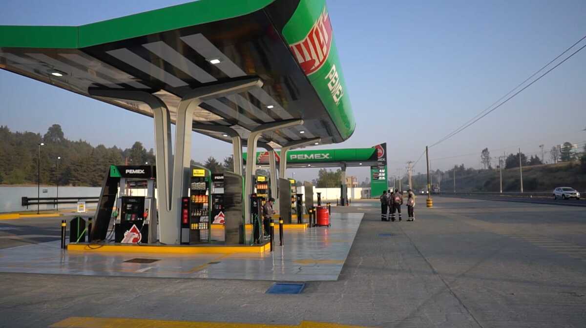 Estación de servicio de Pemex.