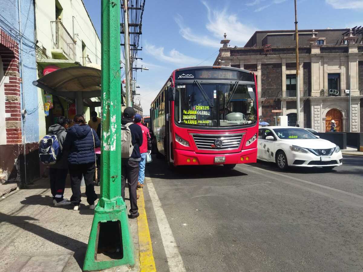 Se denuncian aumentos "no autorizados" en tarifas de bus en el Edomex