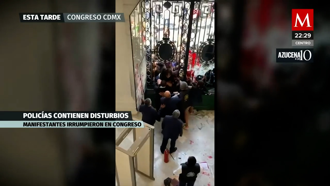 Manifestantes vandalizan fachada e irrumpen en Congreso de CdMx