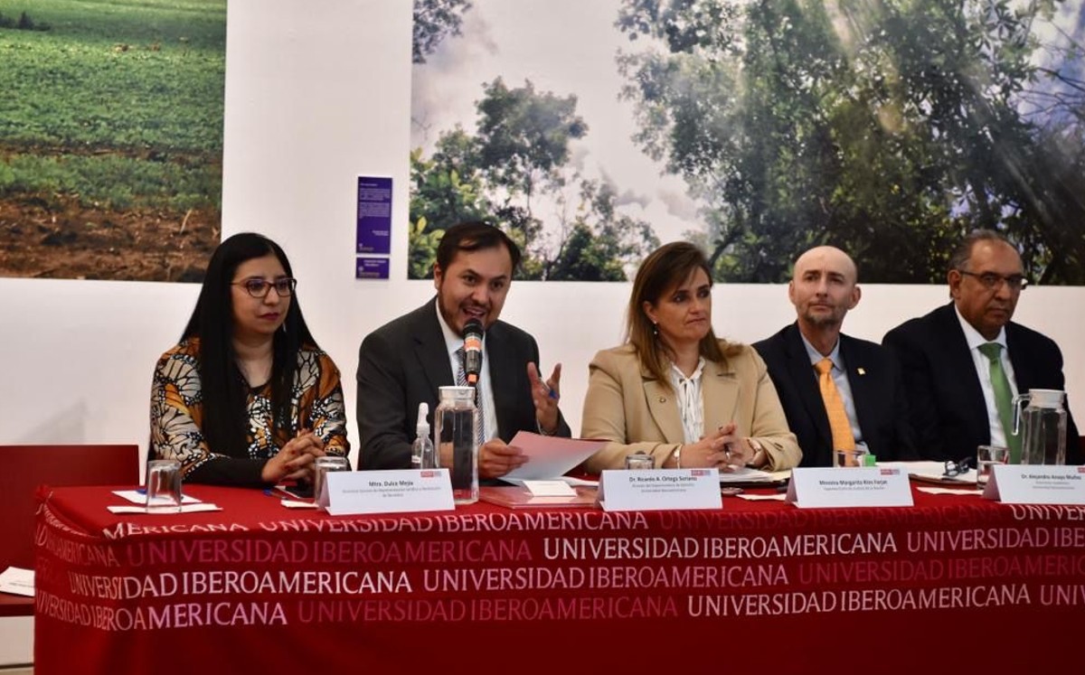 SNDIF e Ibero suscriben convenio para clínicas jurídicas en favor de niñez. | Especial