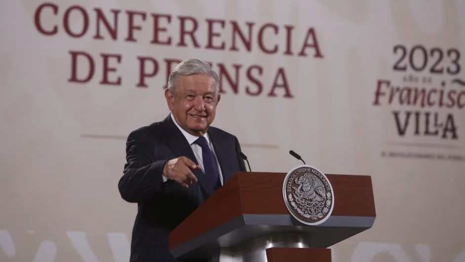 AIFA empezará a generar utilidades en diciembre, estima AMLO