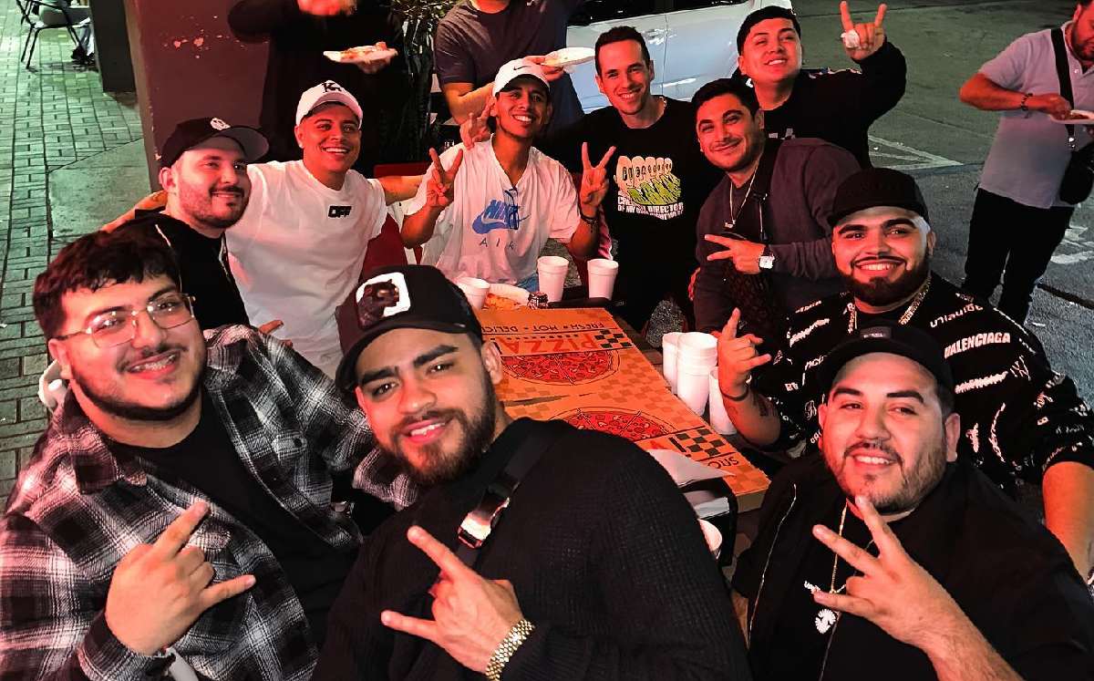 Grupo Frontera junto a Grupo Firme | Instagram