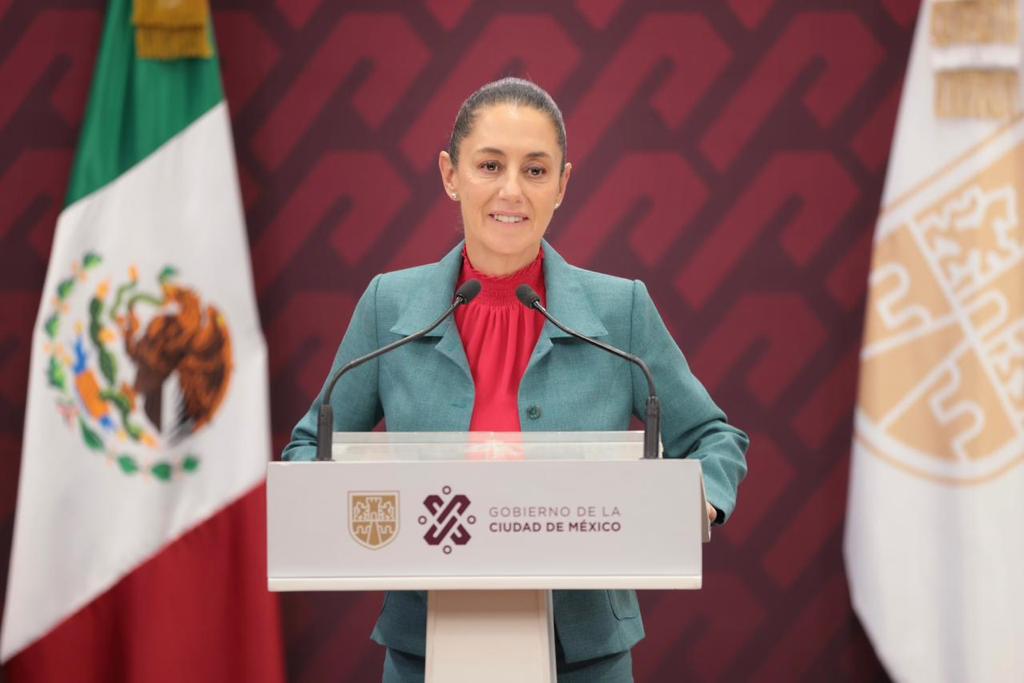 Claudia Sheinbaum criticó que PAN politice contingencia ambiental.