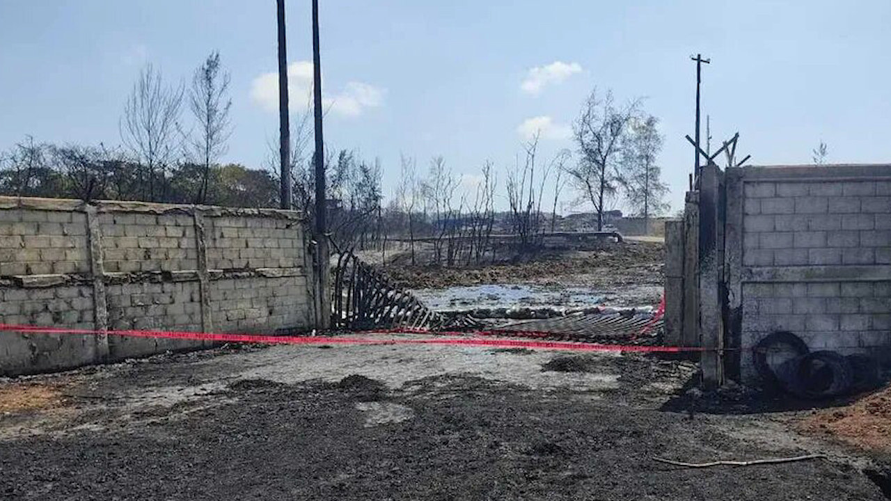 Hallan cuerpos de dos trabajadores de Pemex tras explosión en Ixhuatlán, Veracruz