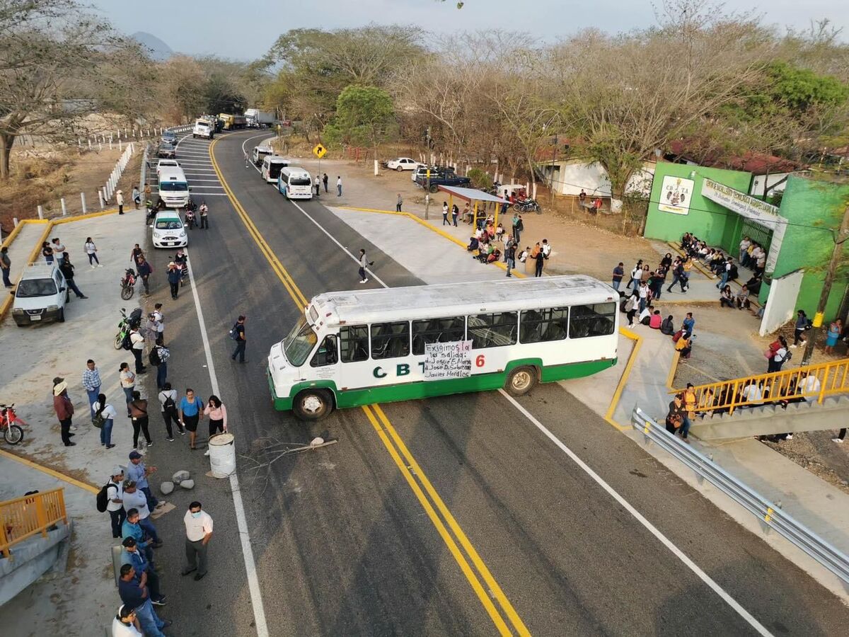 Bloqueo en Chiapas. (Especial)