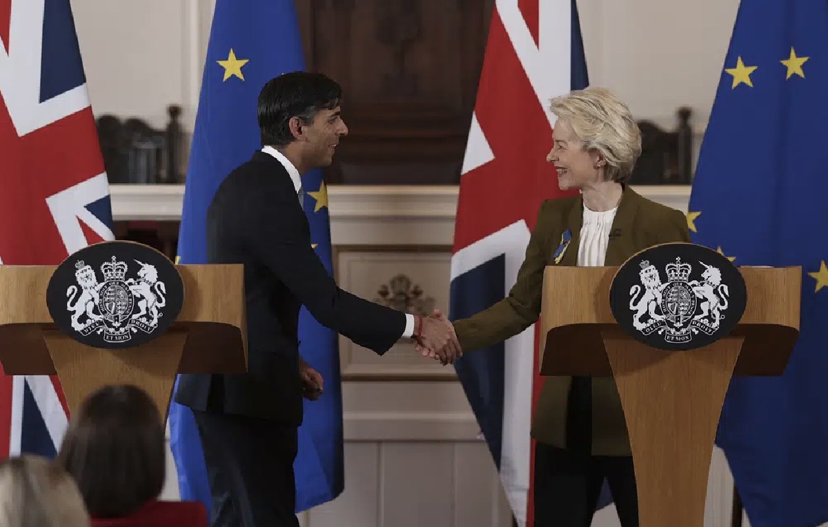 Primer ministro británico, Rishi Sunak, y presidenta de la Comisión de la UE, Ursula von der Leyen (AP)