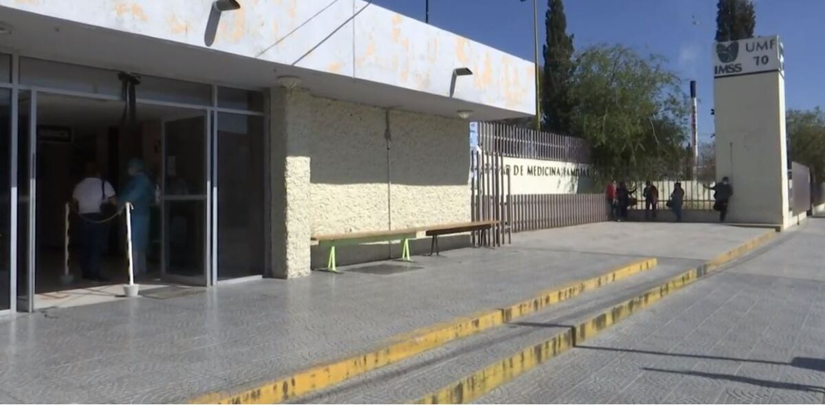 Su padre lo trasladó a la clínica número 70 del IMSS, donde finalmente fue declarado sin vida.