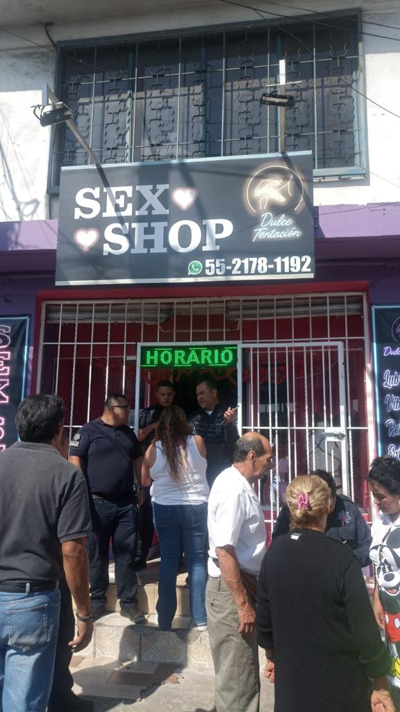 Tienda de juguetes sexuales que fue asaltada. (Especial)