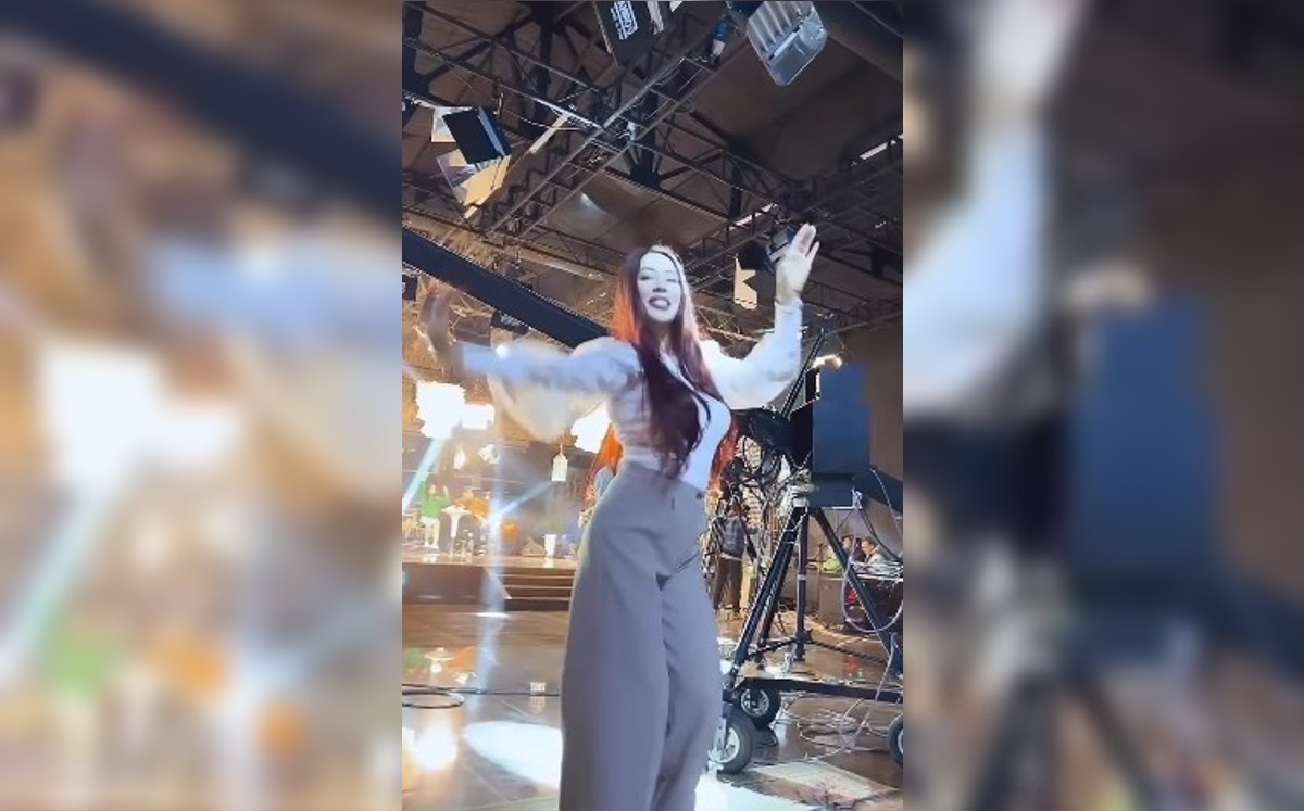 En Uzbekistán famosa cantante es sancionada por actos inmorales | Kaniza Shahrizoda