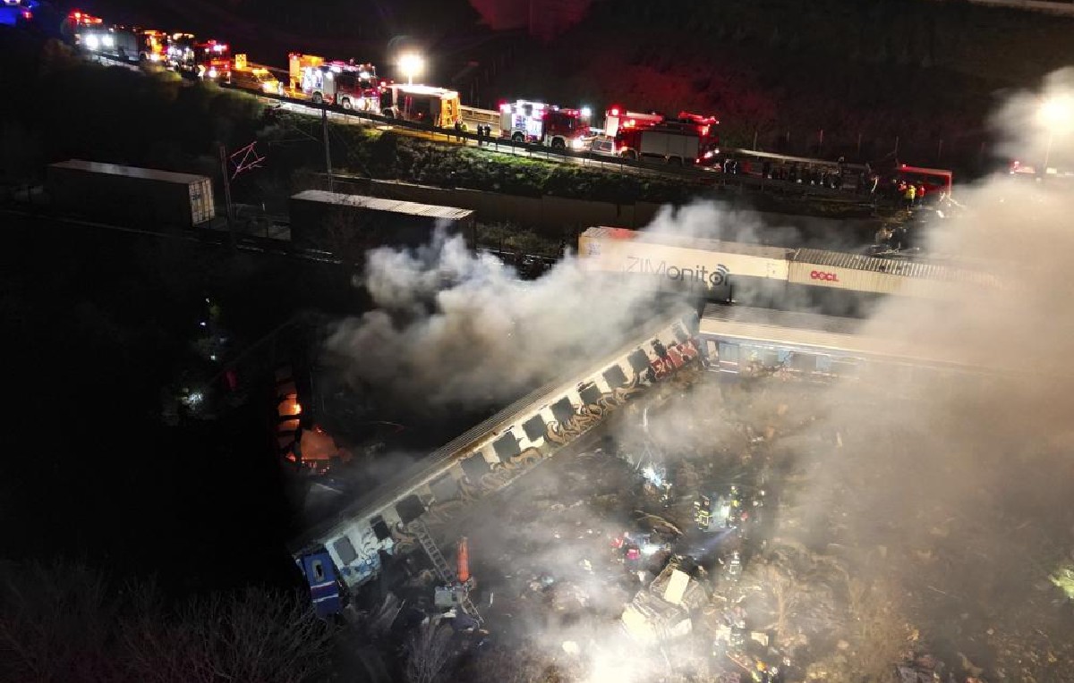 Choque de trenes cerca de la ciudad de Larissa, Grecia (AP)