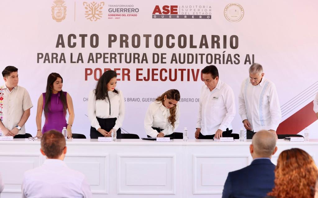 Evelyn Salgado encabezó  el acto protocolario de inicio a las auditorias del Ejercicio Fiscal 2022. | Especial