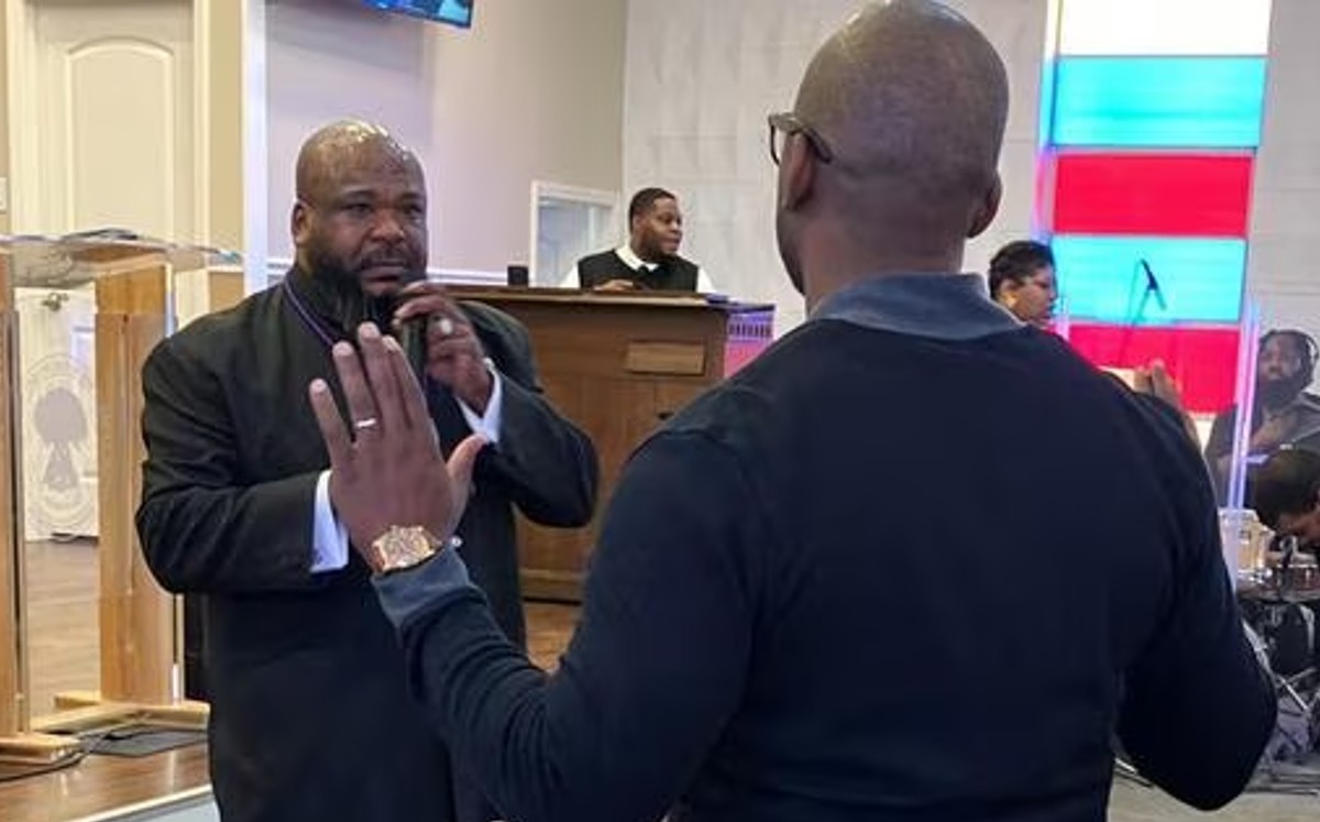 Pastor y feligreses frustran asalto. | ESPECIAL