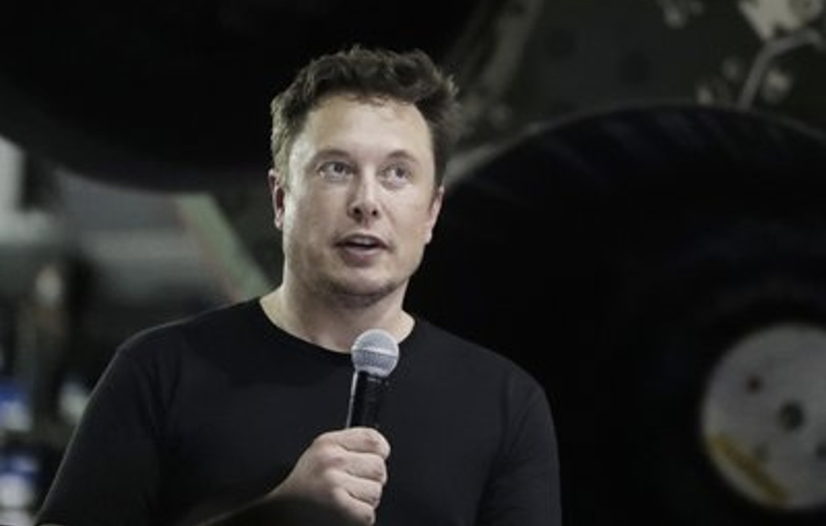 Elon Musk presidente de Tesla (AP)