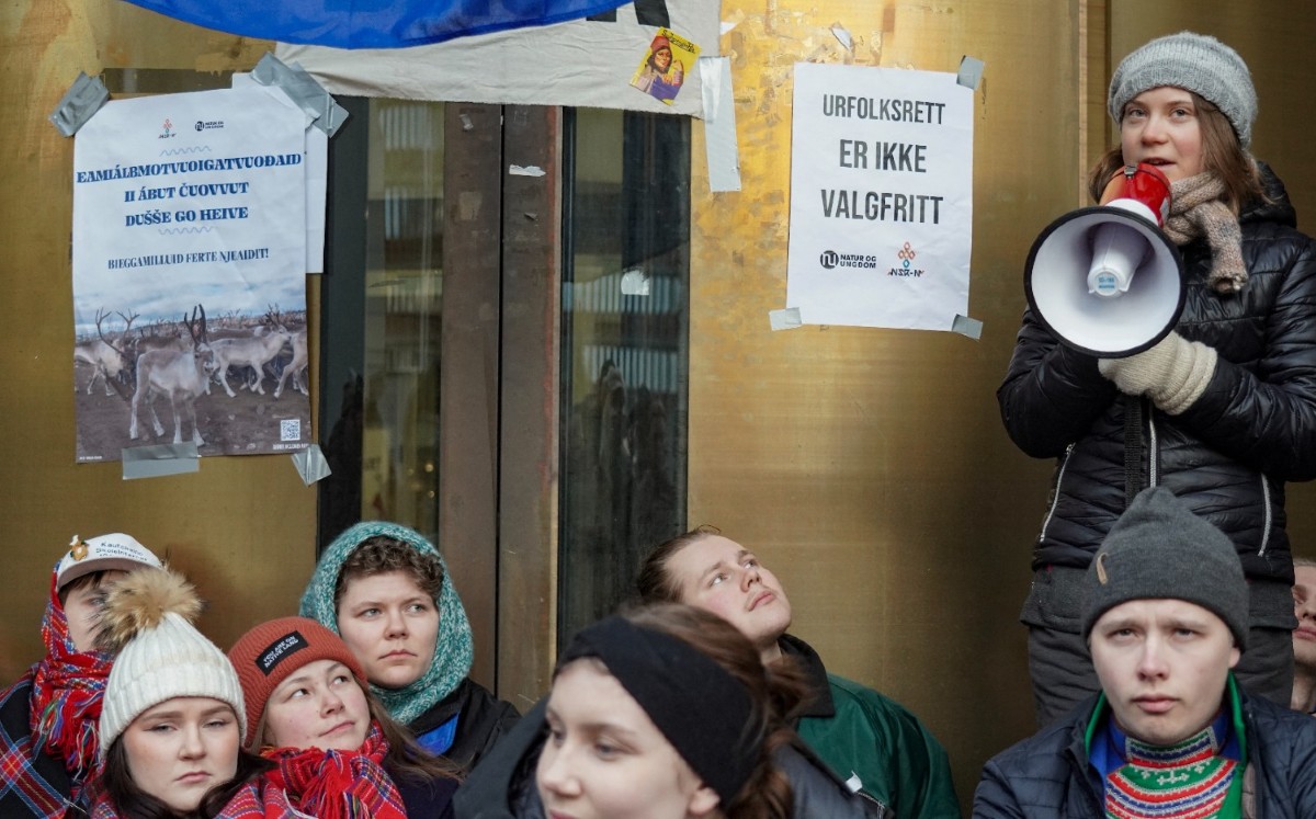 Tras protestas en Noruega desalojan a activistas samis