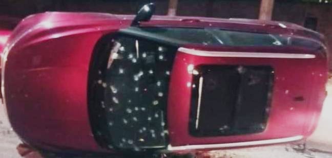 Al lugar se trasladaron elementos policiacos, quienes localizaron en el sitio la unidad siniestrada y cerca de ella el cuerpo de una persona| Especial