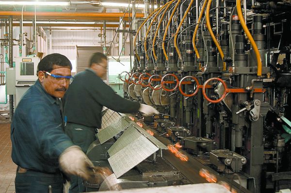 Vitro confía en que la llegada de la armadora beneficie al sector privado de NL. Archivo