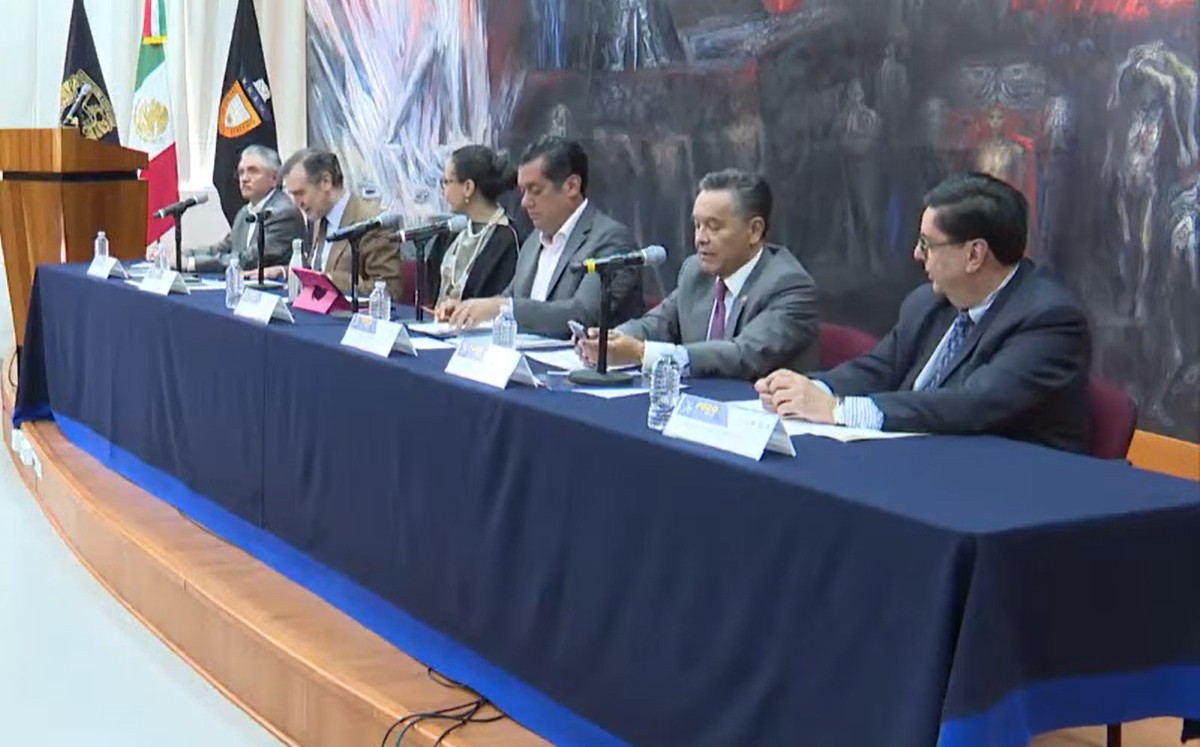Córdova y Gutiérrez Luna se enfrentan por 'Plan B'; "tomaron al INE como botín", acusa morenista. | Captura