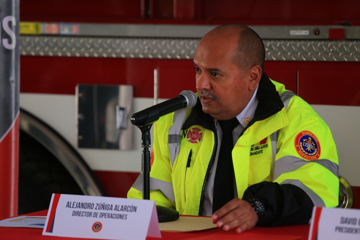 El director operativo de Bomberos Nuevo León, Alejandro Zúñiga, dijo que en febrero acudieron a 550 servicios