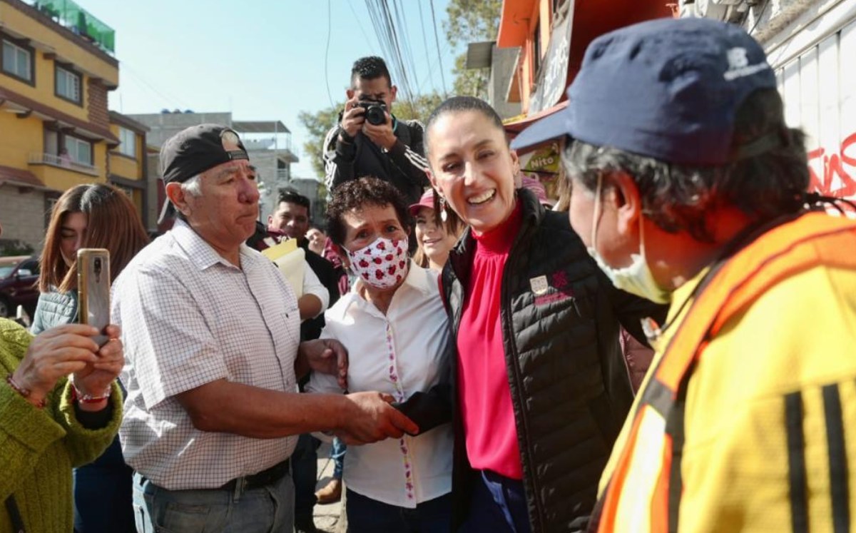 Sheinbaum recorre colonia Santo Domingo en Coyoacán por programa Bienestar en tu Colonia. (Especial)