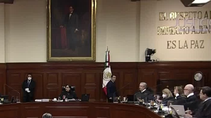 ¿Qué dice la Corte con relación a las controversias que algunos municipios para impugnar el Plan B?