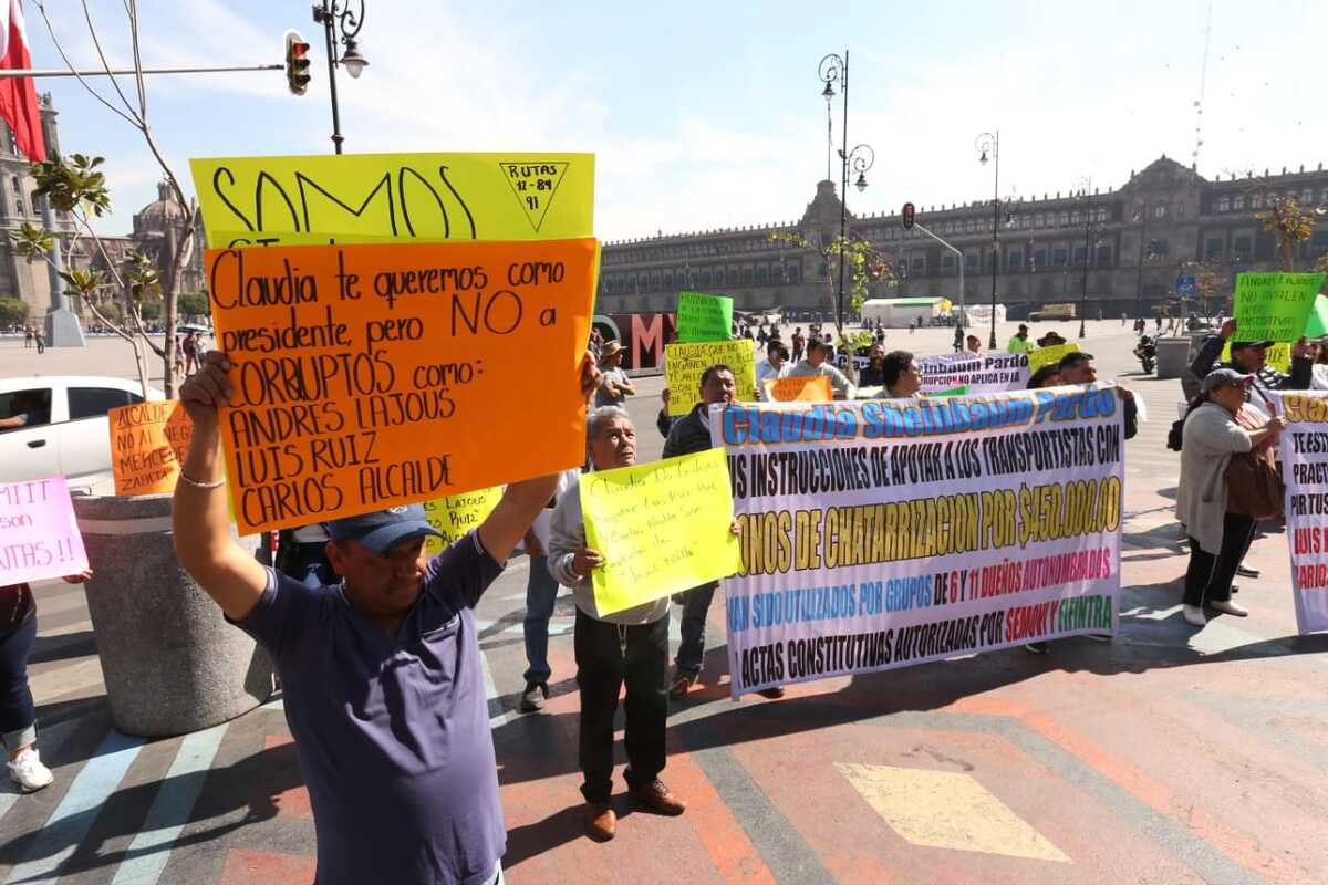 Manifestación de transportistas de servicio público de pasajeros. │ Octavio Hoyos