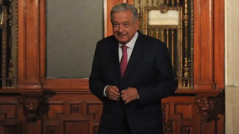 AMLO llama ‘Don Porfirito’ al ex secretario del INE, Edmundo Jacobo