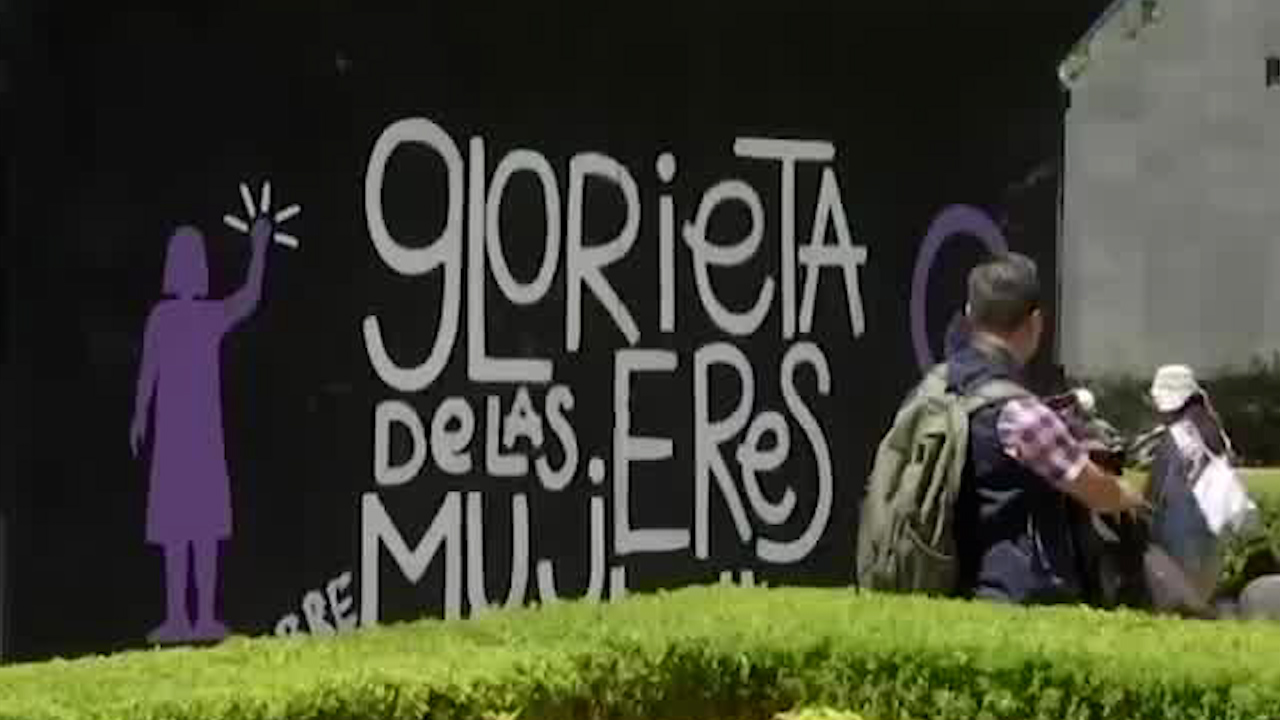 Colectivas comienzan a llegar a Glorieta de las Mujeres que Luchan