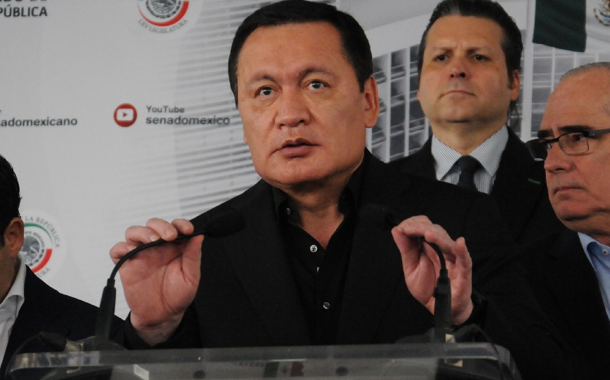Miguel Ángel Osorio Chong, senador del PRI, durante una conferencia. | Cuartoscuro