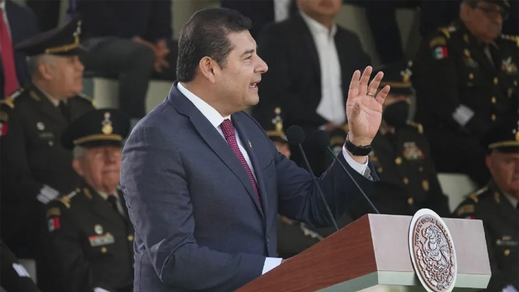 Armenta acusa a republicanos de EU de ser socios de la industria armamentista