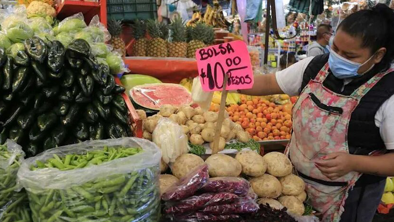 Inflación en México desacelera en febrero y se ubica en 7.62%