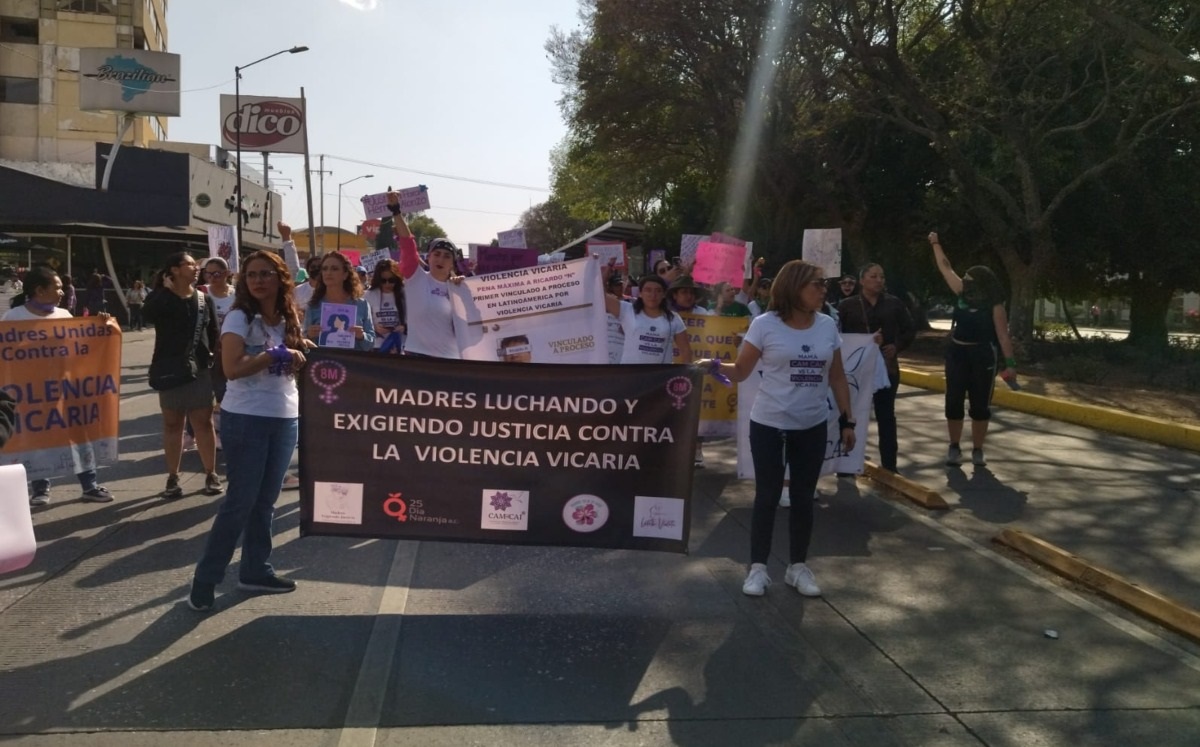 Marchan contra violencia vicaria en Puebla | Verónica López