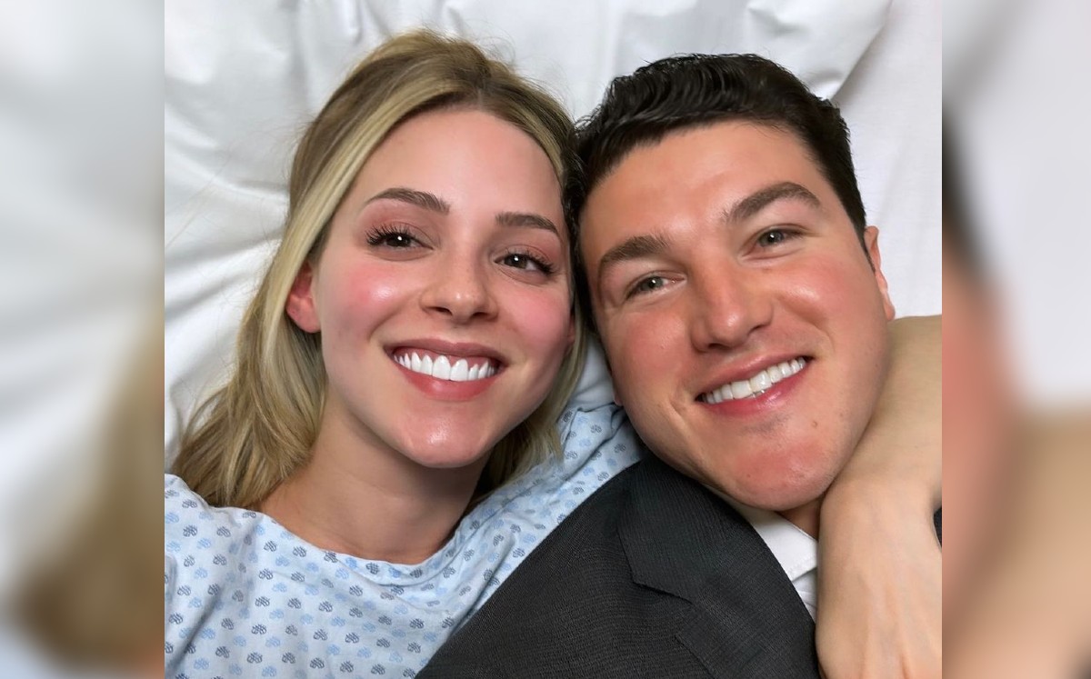 "Se llegó el día", Mariana Rodríguez comparte foto con Samuel García en hospital