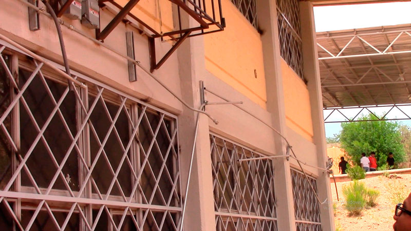 Profesor agrede a alumno en Sonora.