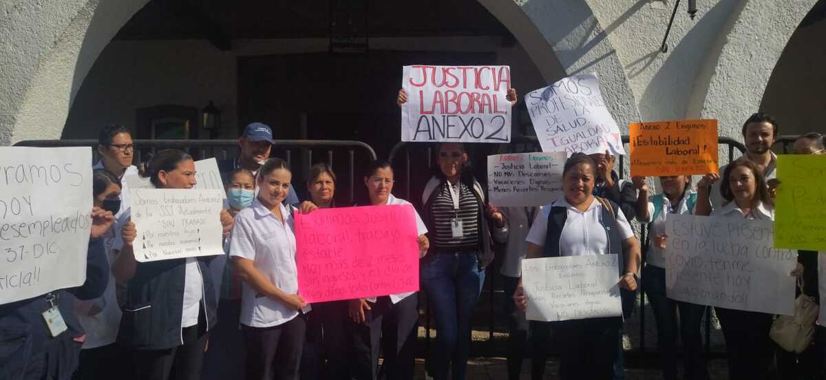 Trabajadores del Anexo 2 se manifiestan en Casa Jalisco (Diana Barajas)