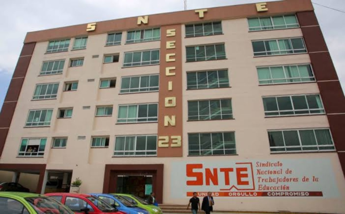 SNTE | Andrés Lobato