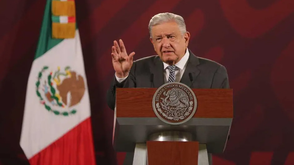 AMLO critica restitución de Edmundo Jacobo como secretario ejecutivo del INE