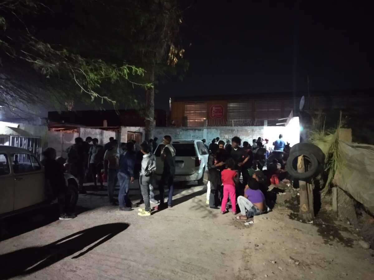 Algunos se disponían a subirse a los vagones, para continuar con su viaje hacia los Estados Unidos. | Especial