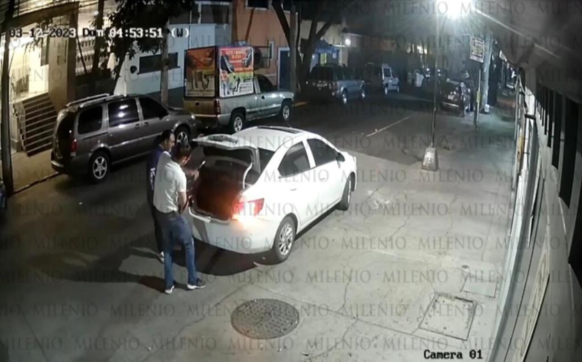 “Se me hizo fácil confiar, pues en otra ocasiones he mandado cosas costosas en el servicio de delivery”, expresó Gerardo Pedroza. / César García