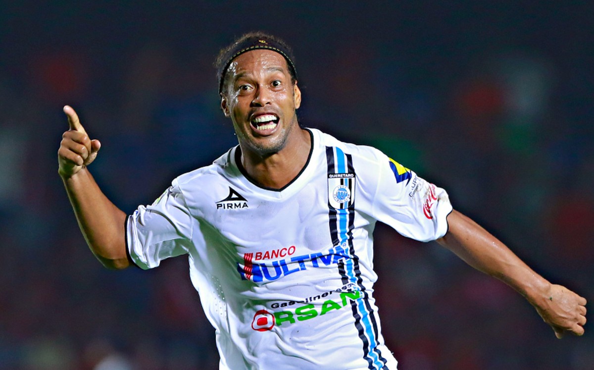 Ronaldinho confirma su asistencia en la reapertura del estadio en Querétaro (Imago7)