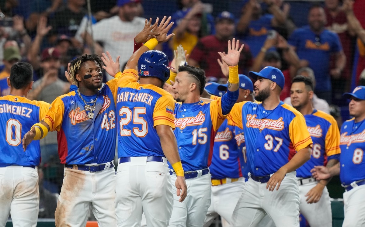 Venezuela vence a Nicaragua en Clásico Mundial de Beisbol (AP)