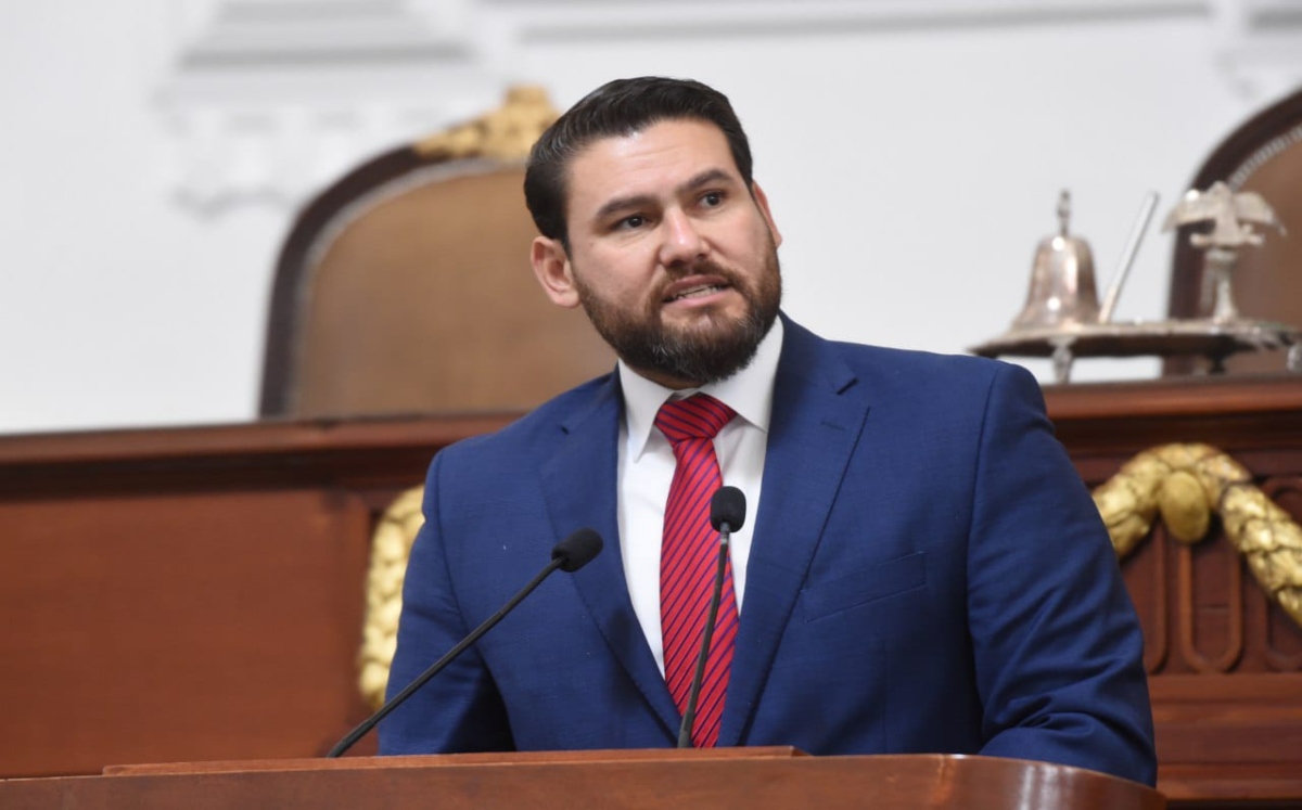 “La propia ley no define claramente cuáles son los transportes masivos y cuáles son los colectivos”, señala Aníbal Cañez.