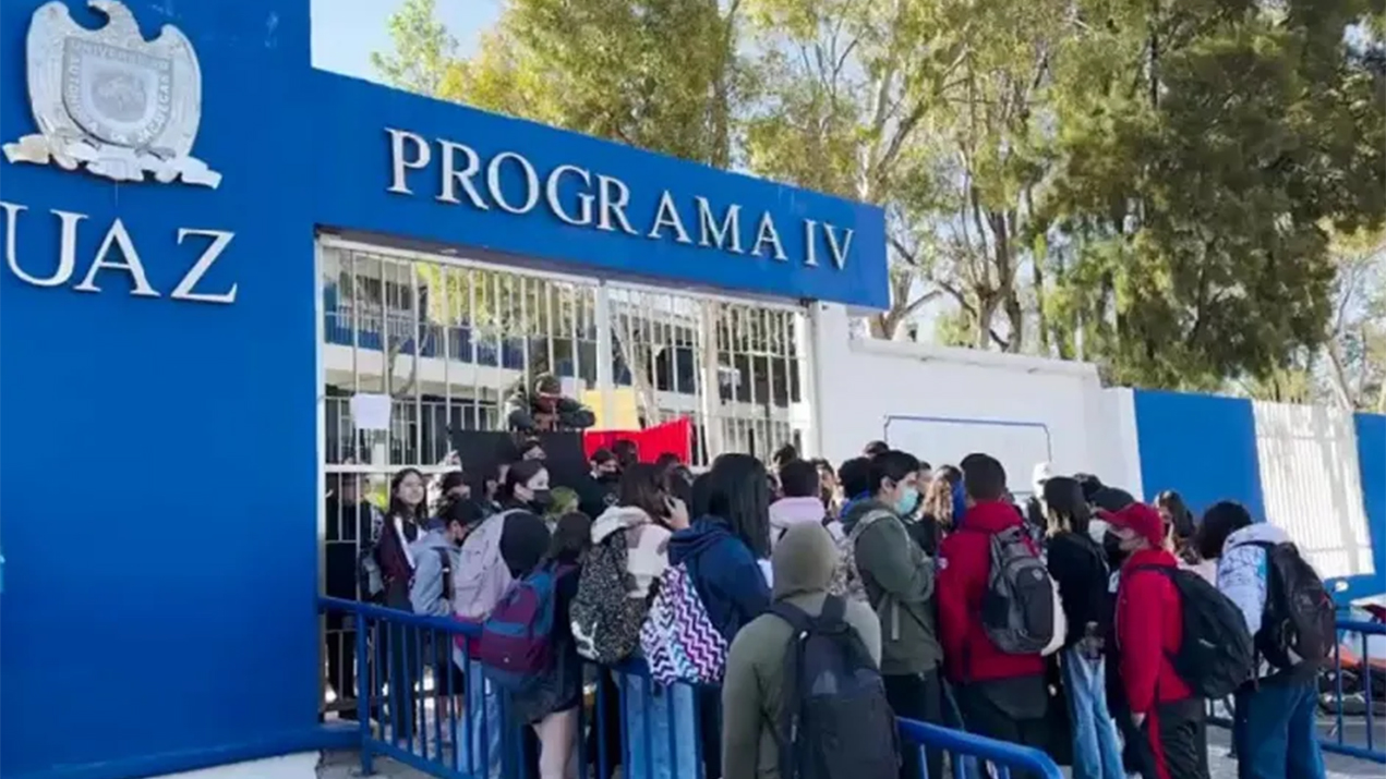 Alumnas de Universidad Autónoma de Zacatecas paralizan actividades; denuncian acoso sexual