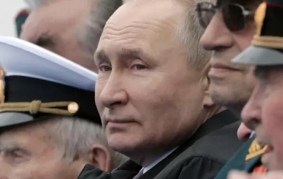 Corte Penal Internacional emite orden de detención contra Putin por crímenes de guerra