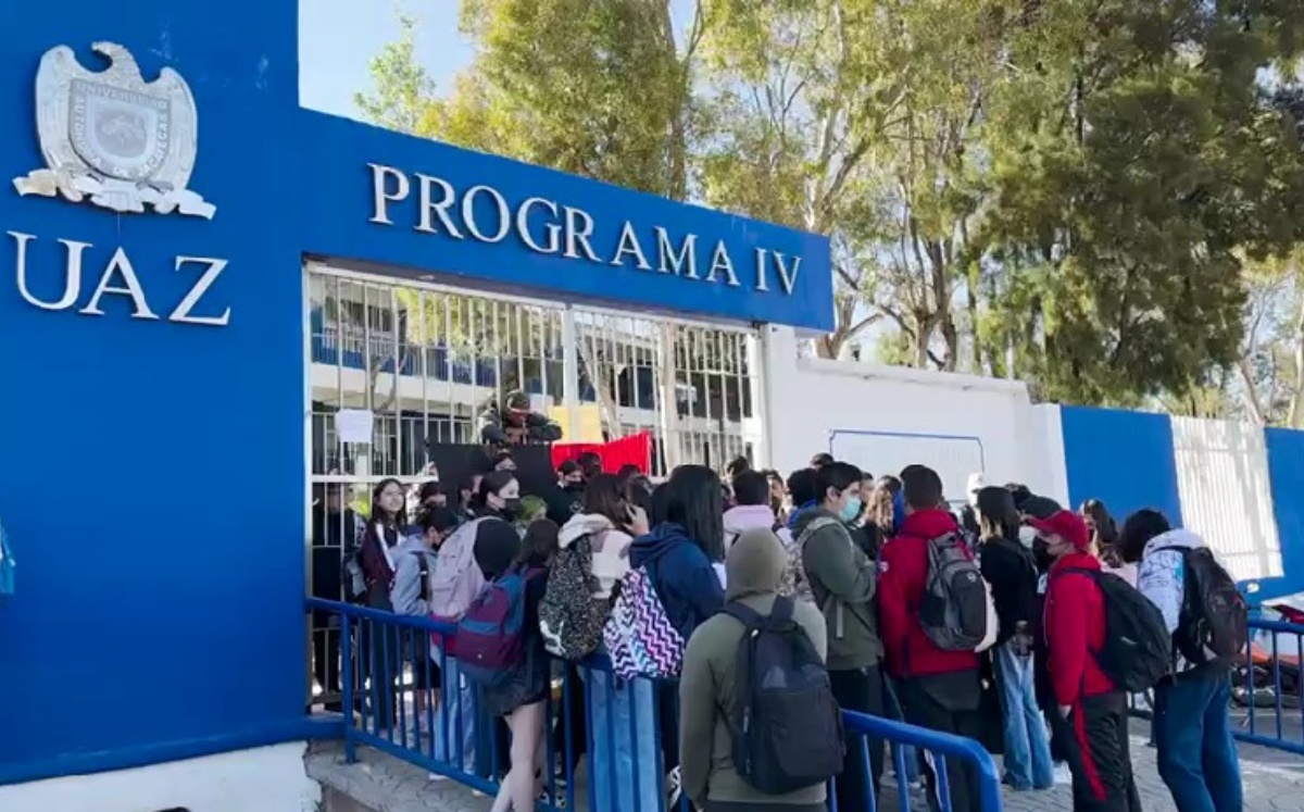 Paro de actividades en la preparatoria IV de la Universidad Autónoma de Zacatecas | Omar Hernández H.