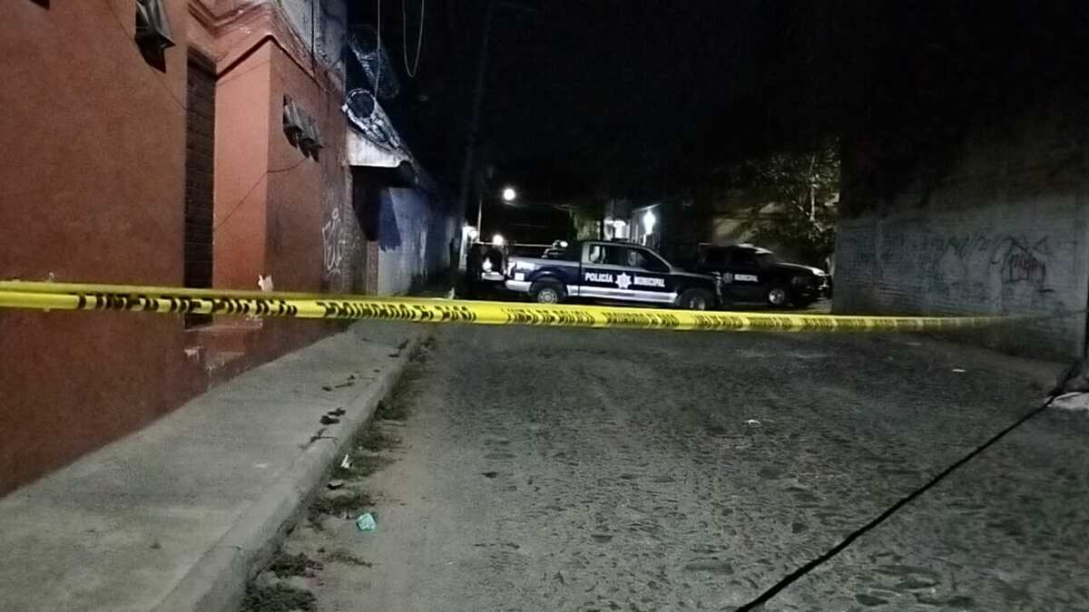 Los uniformados localizaron el auto en los cruces de San José y Juan Pablo Segundo. (Vicente Torres)