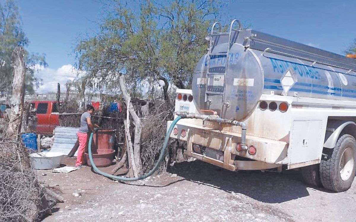 Más de mil 300 viviendas, de las mil 881 de Mier y Noriega, care- cen del servicio básico de agua en la llave. Especial