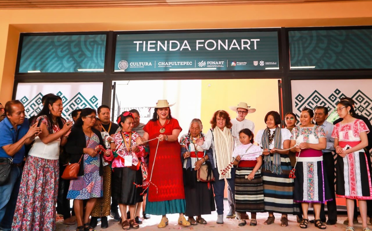 Abren Galería de arte tradicional mexicano en Los Pinos. (@cultura_mx)