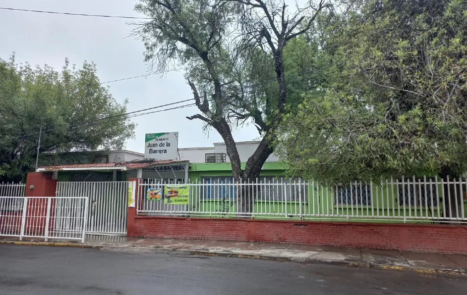 Madre denuncia presunta amenaza a su hija por parte de compañera de primaria en Monterrey